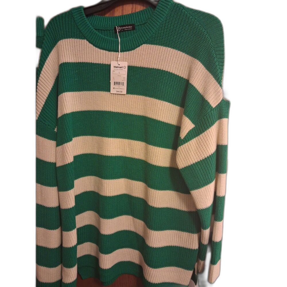 NWT Pretty Garden Women's Strip Oversized Sweater and Short Set Size L